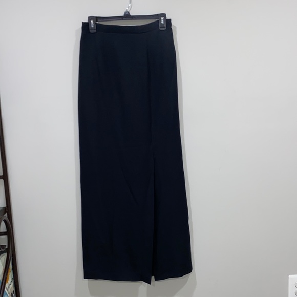 hampton nites Dresses & Skirts - Women’s long business dress skirt size 10